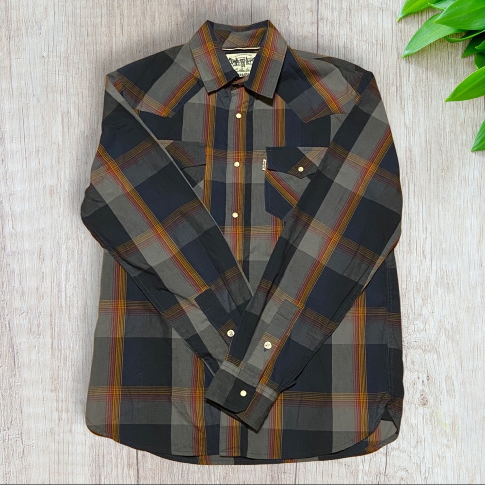 Mens Levi Strauss & Co long sleeve shirt - Sleeve Small